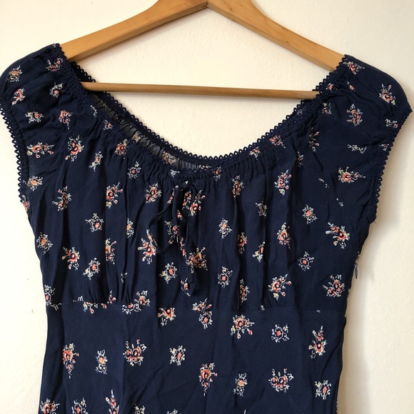 Kimchi Blue flowy mini dress - Picture 2 of 4